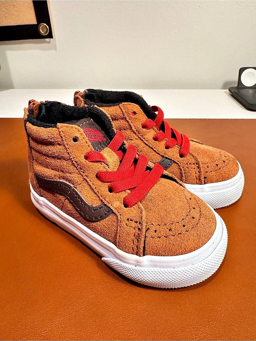 Vans Kids Sk8-Hi Reissue Side Zip Sneakers Brown & Red
